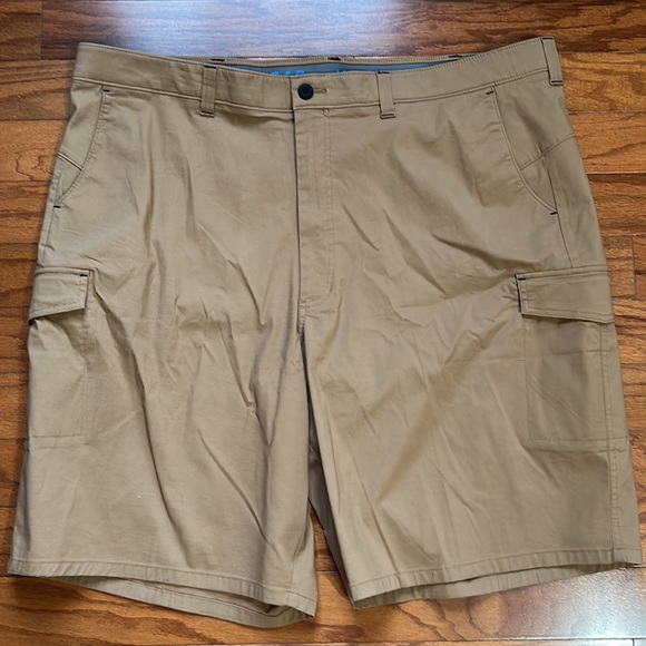 Haggar Active Series Shorts - Picture 4 of 6